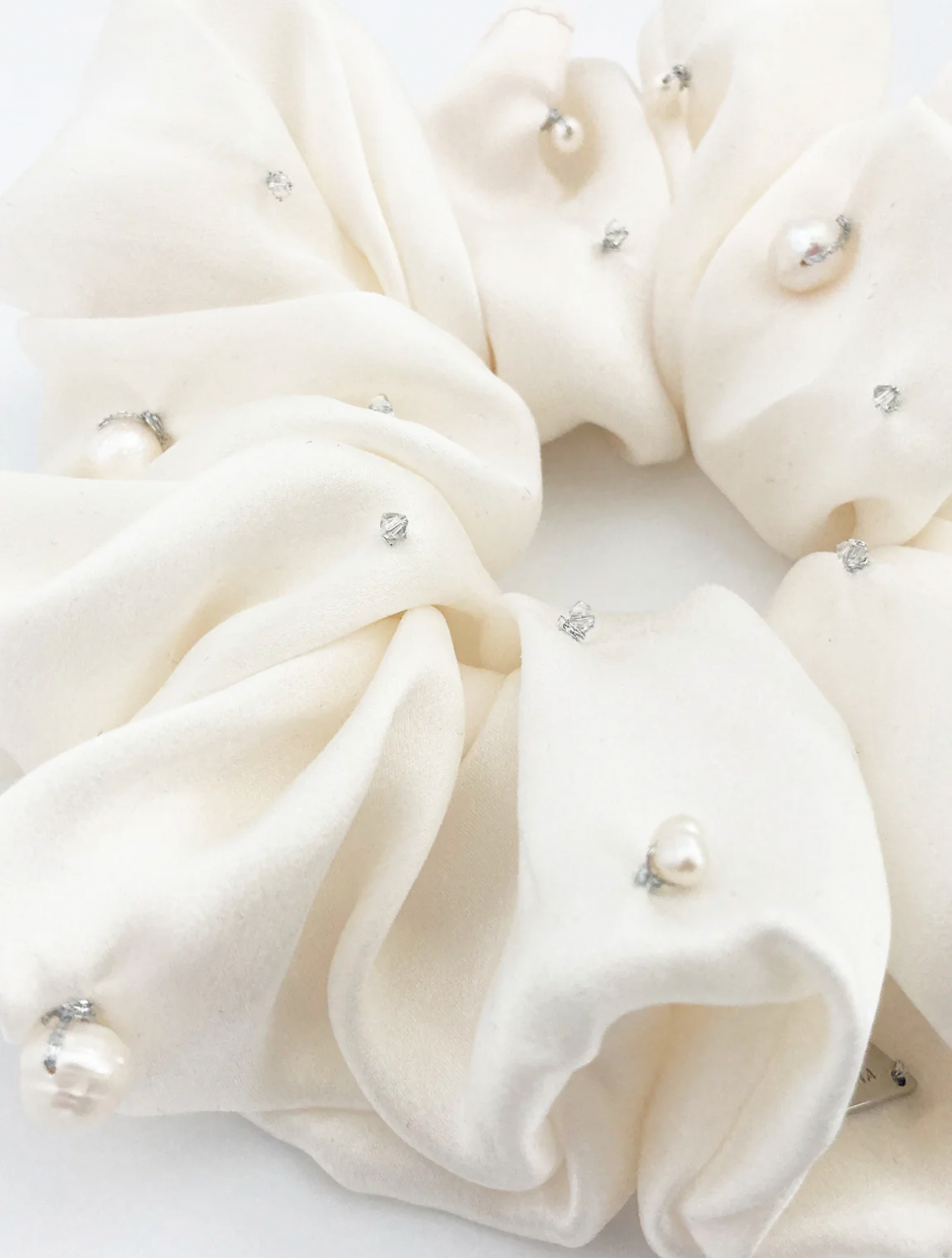 Aethera | Cultured Pearl & Crystal Embellished Silk Scrunchie - Pearl