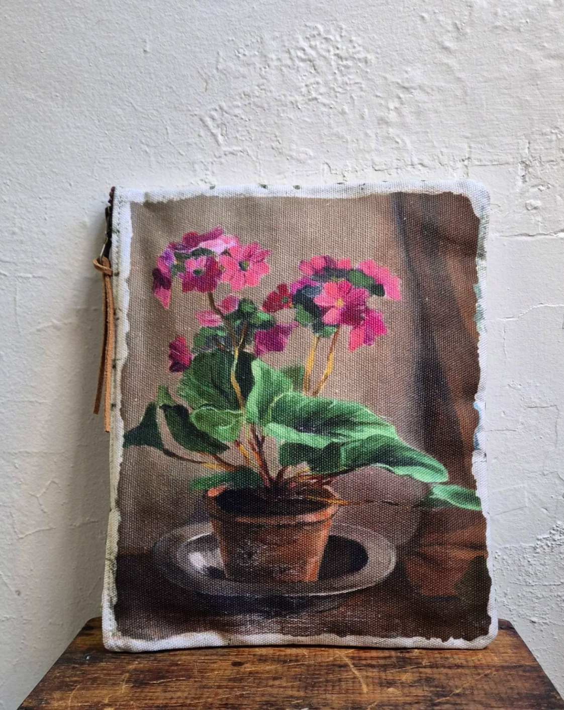 Swarm Amsterdam | Canvas Painting Zip Clutch - Pink Geraniums