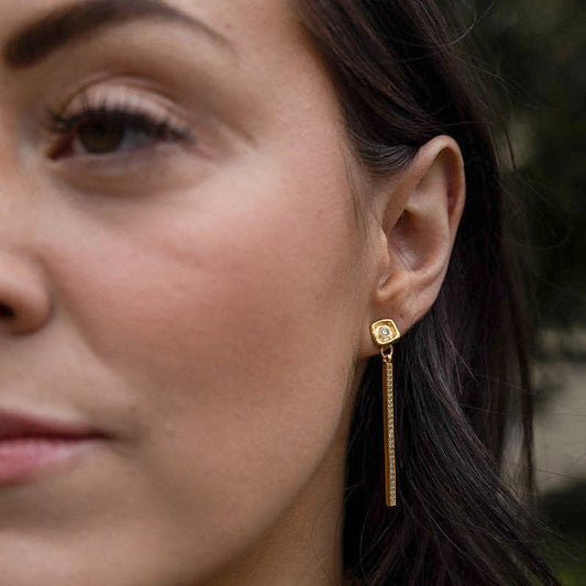 Loni Paul | Gold Crystal Bar Earrings