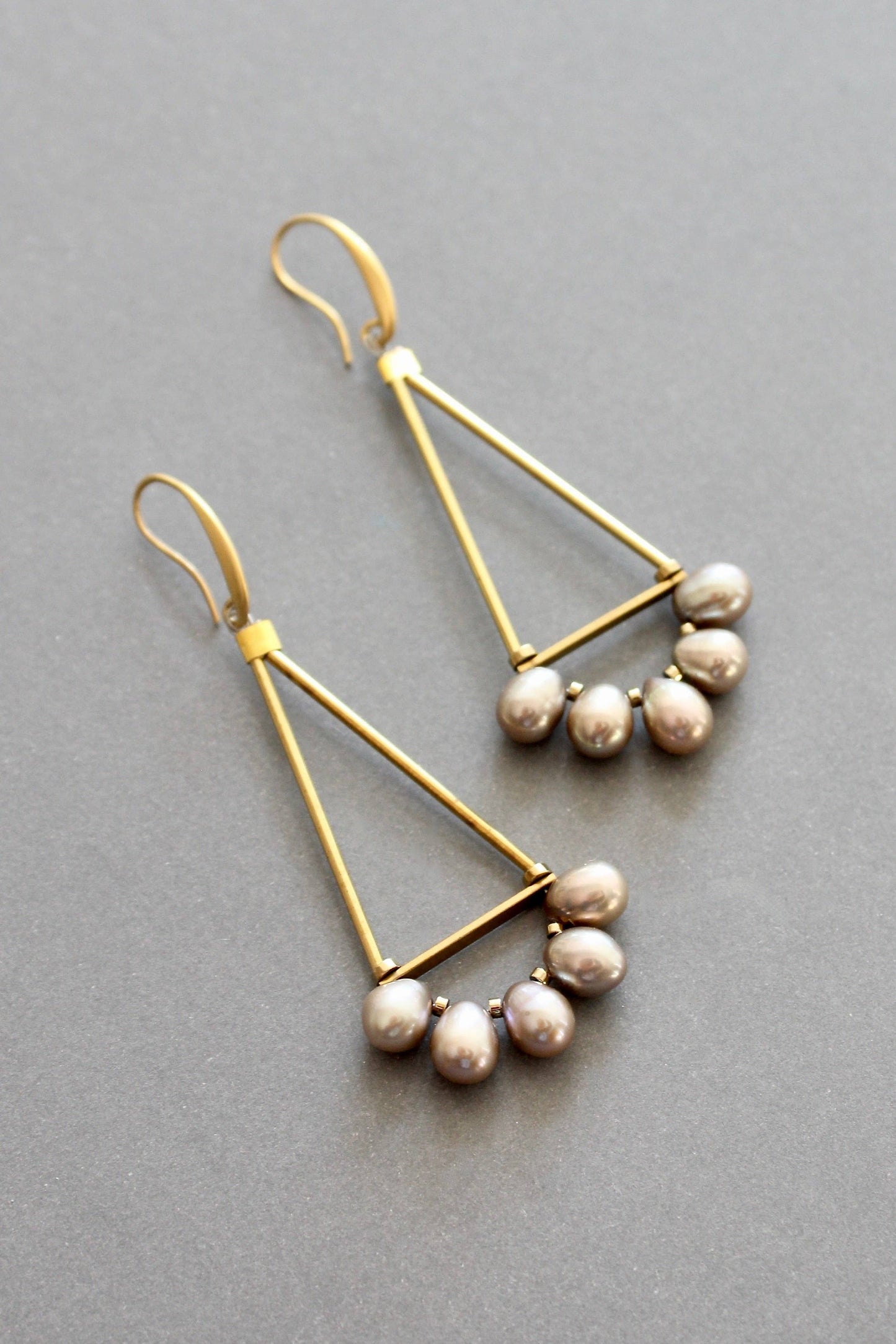 David Aubrey | Freshwater pearl geometric earrings