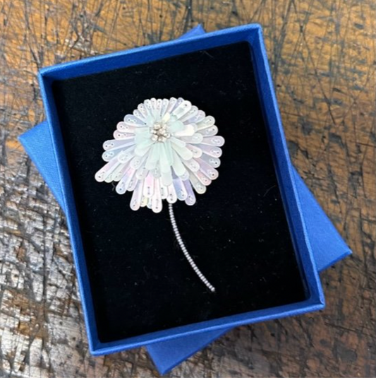 Trovelore Brooch | Chrysanthemum