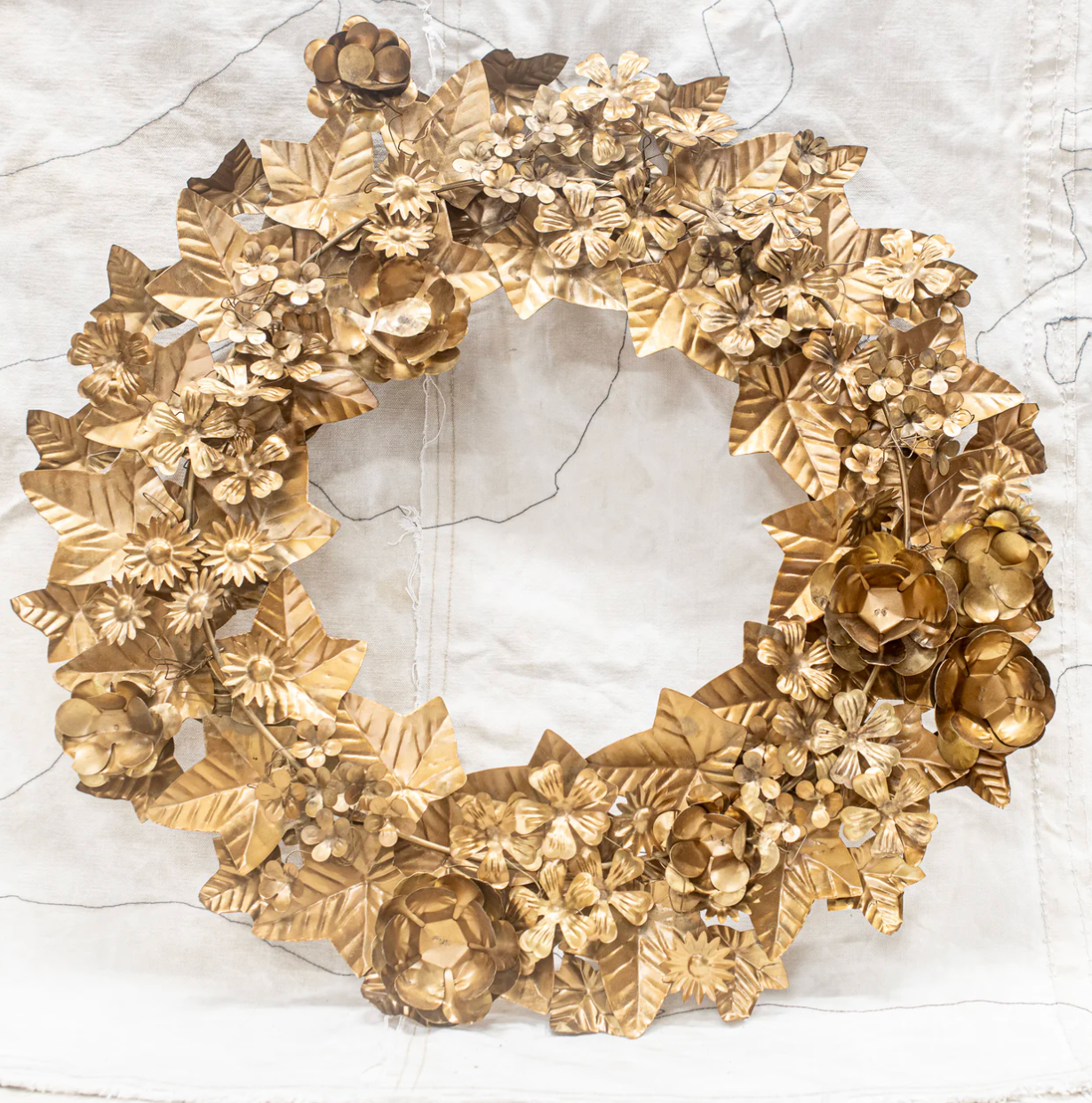 Ornamentation | Wreath Large Floral Metal - Gold