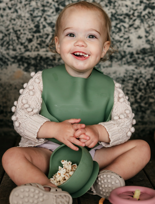 CLASSICAL CHILD | Silicone Bib Desert Sage