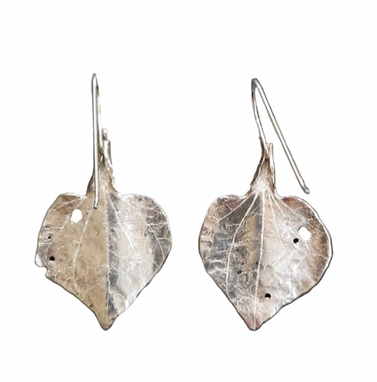 Emma Cunningham | Kawakawa Leaf Earrings small
