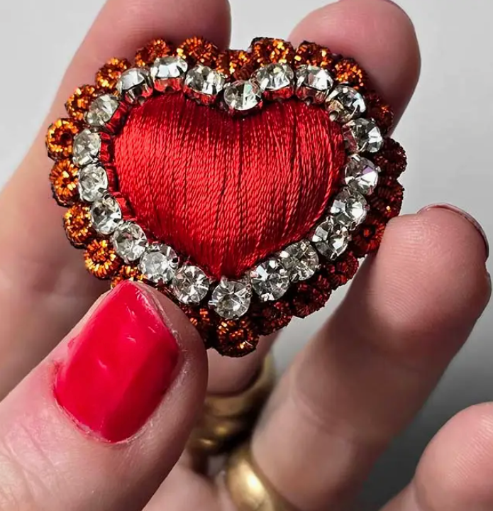 Céleste Mogador |  Barbra S. Pop Brooch: XS