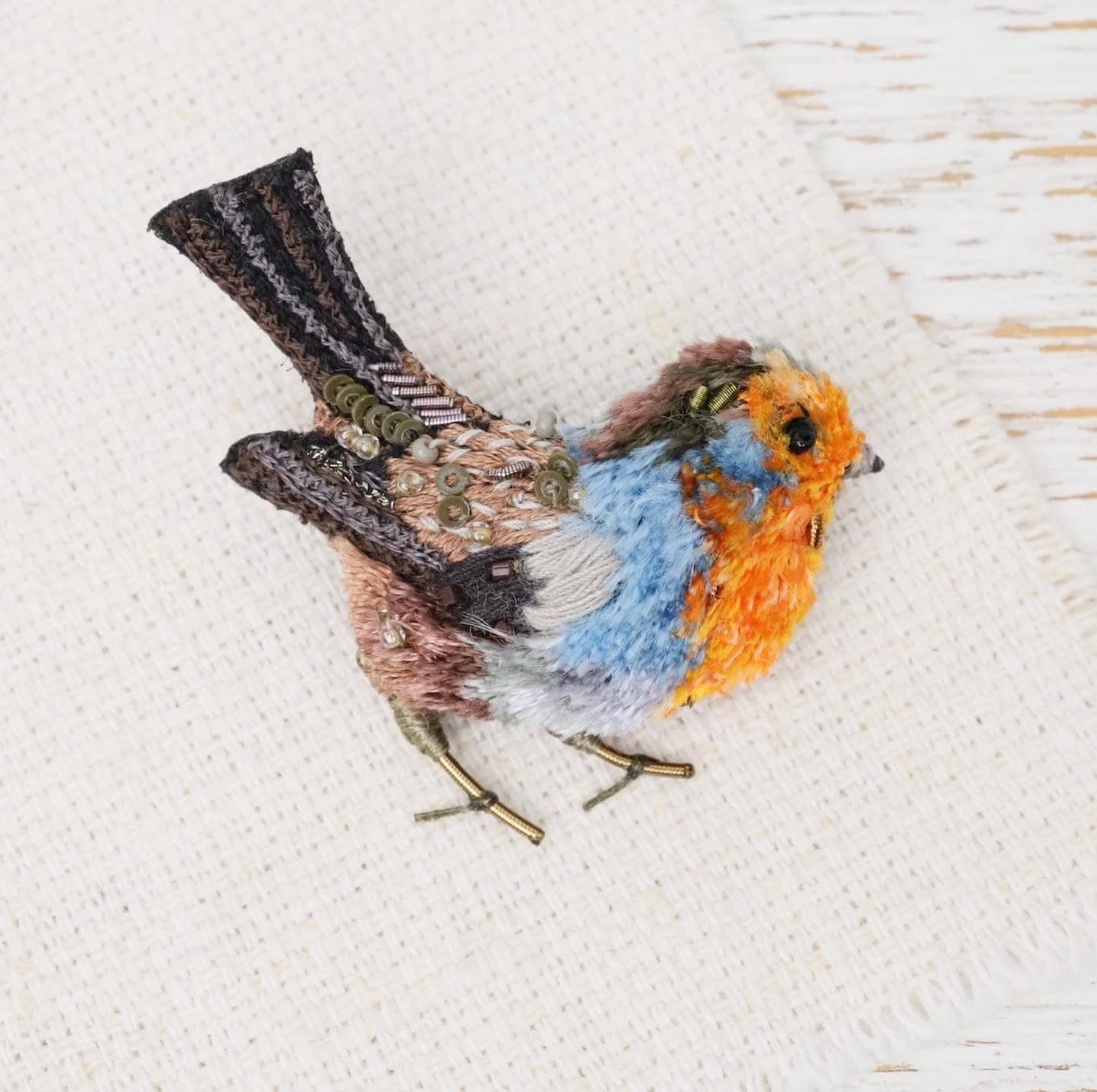 TROVELORE  | Robin Red Breast Brooch