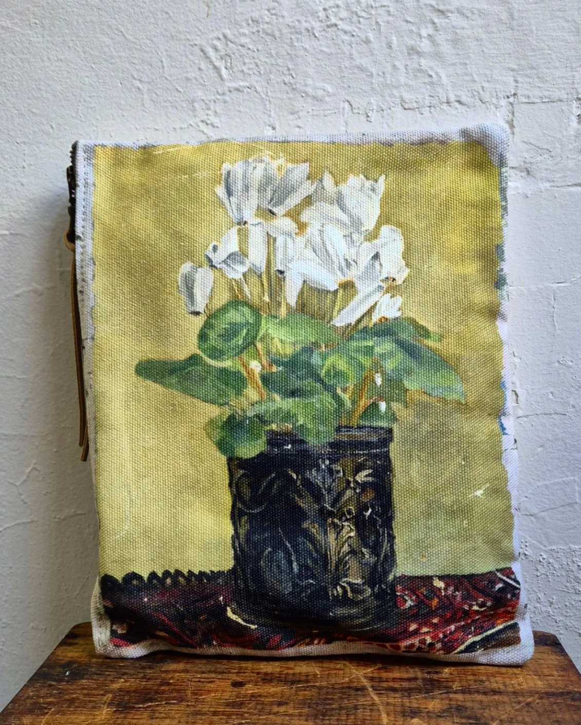 Swarm Amsterdam | Canvas Painting Zip Clutch - Cyclamen