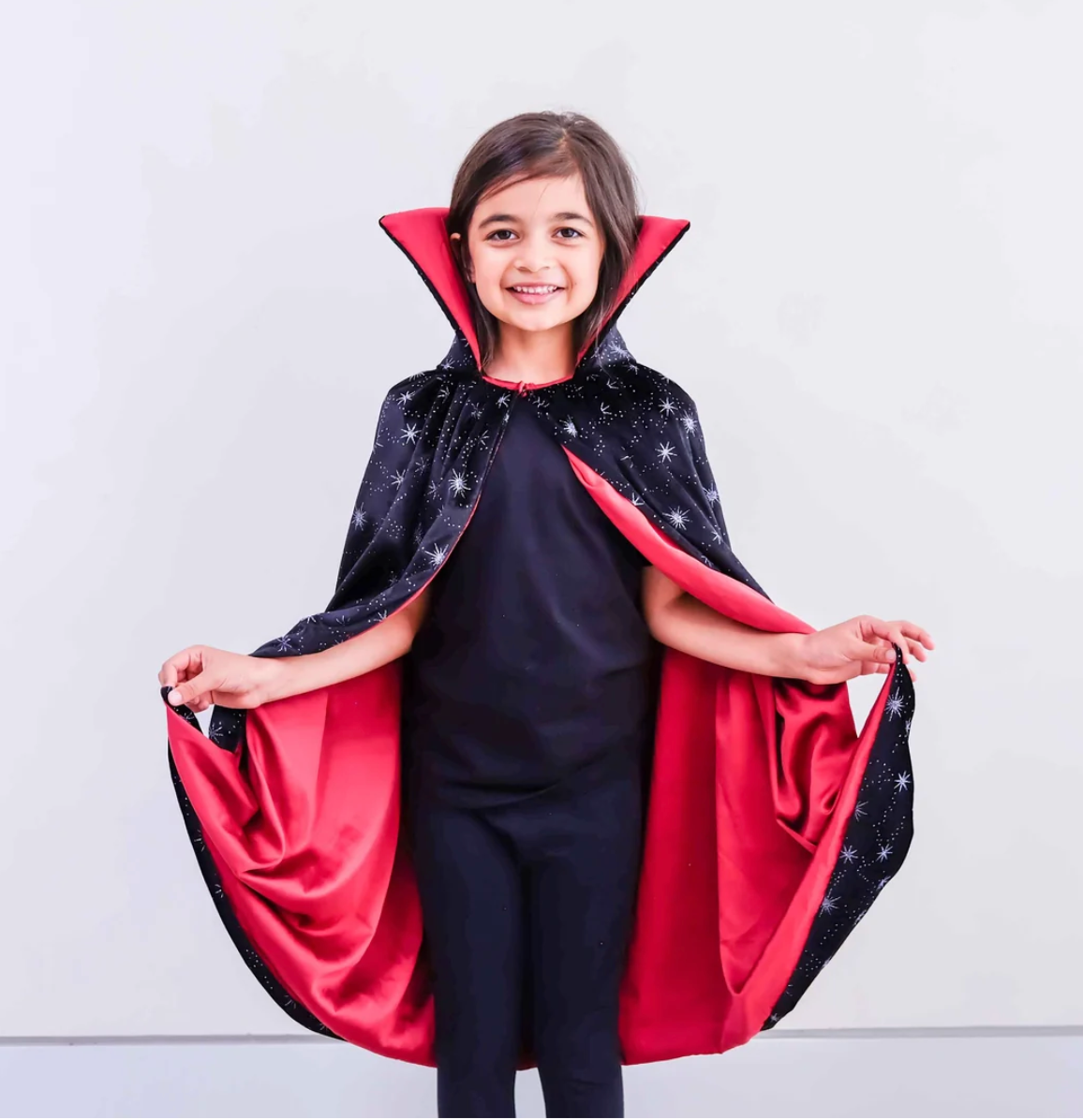 Mimi & Lula | Vampire cape (Arriving 29/9)