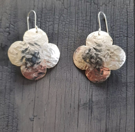 Emma Cunningham | Quatrefoil Earrings - large