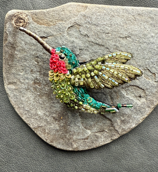 TROVELORE | Ruby Throated Hummingbird